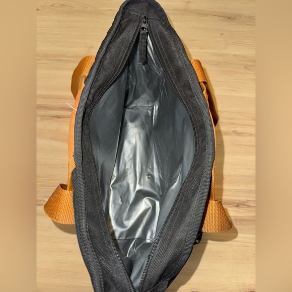 University of Texas Longhorns Cooler Bag - Picture 6 of 6